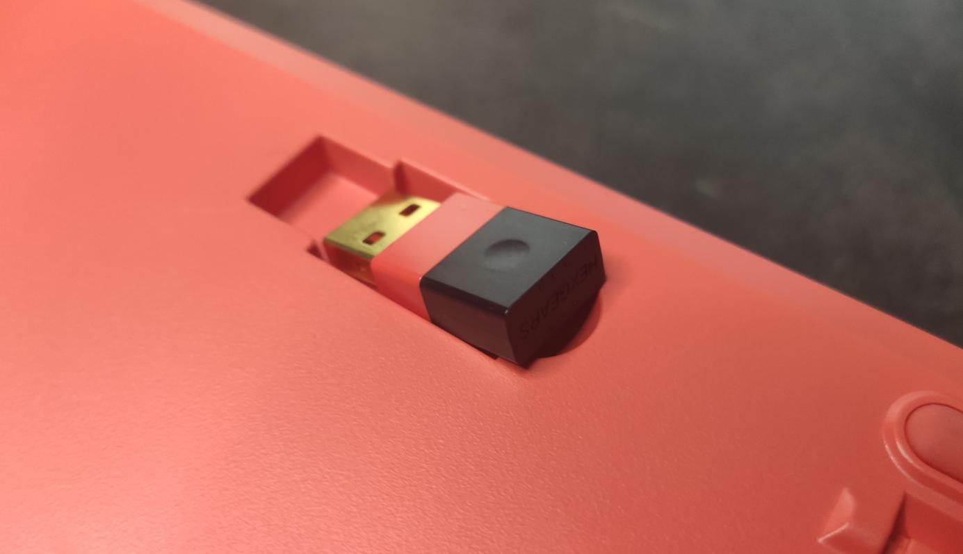 定价飘了？其实是真值！黑峡谷三模68键机械键盘Box初代号评测