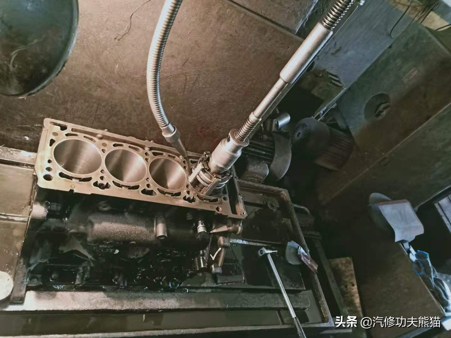 10年斯柯达明锐2.0的烧机油不,12年斯柯达明锐rs烧机油严重吗