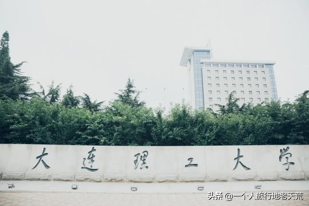 北方这座海滨老城，樱花不输日本，浪漫更胜巴黎