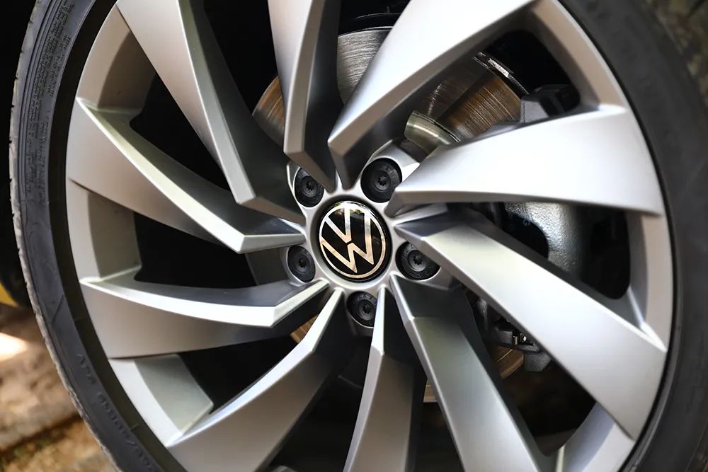 全款拿下大众cc猎装版新车,一汽大众新款cc猎装车申报图曝光