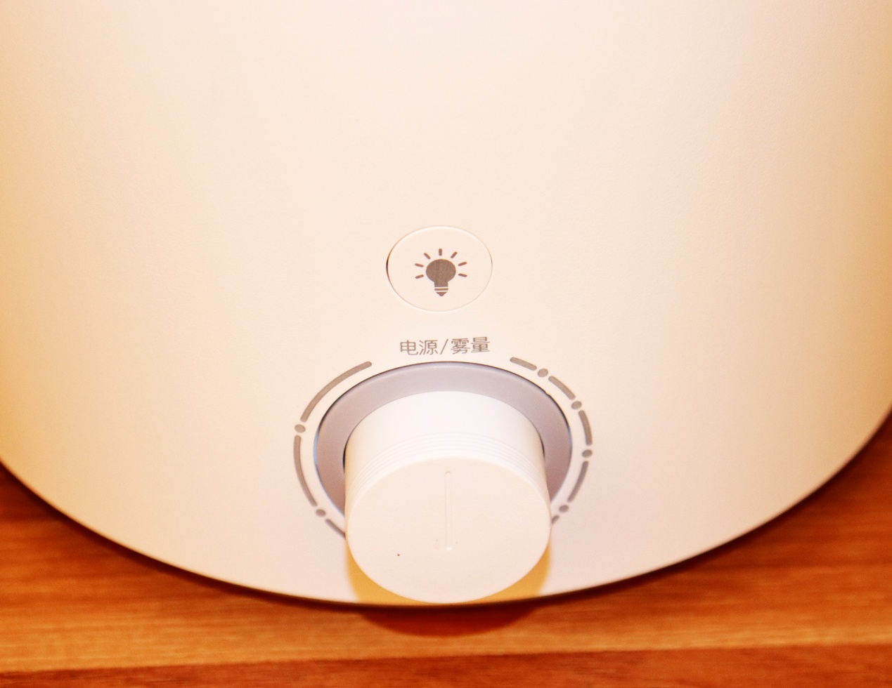 夏天怎么给房间增加空气湿度,卧室无雾加湿器推荐