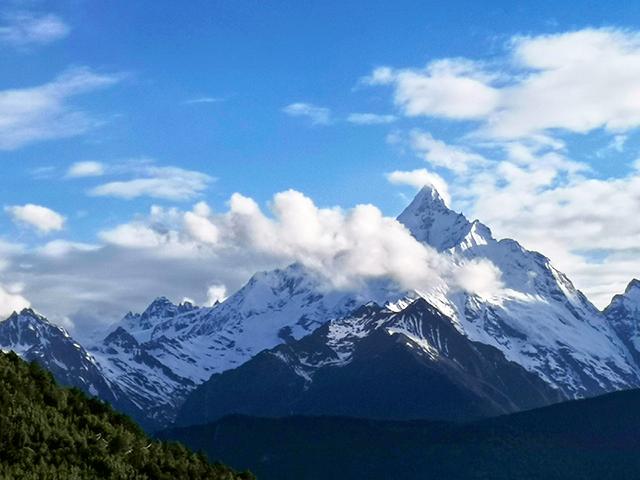 仰望雷克萨斯,卡瓦格博是什么神