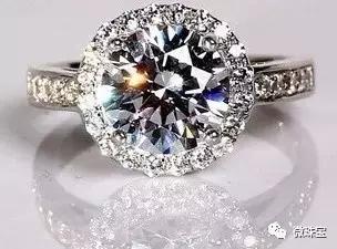 如何让钻戒更有意义,怎么样钻戒有升级空间