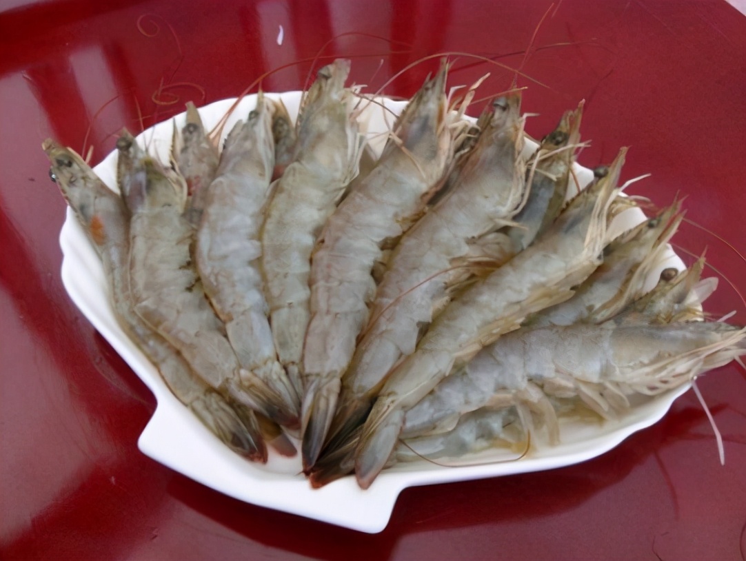 这种看似新鲜饱满的大虾千万别买,如何挑选大虾的正确方法图解