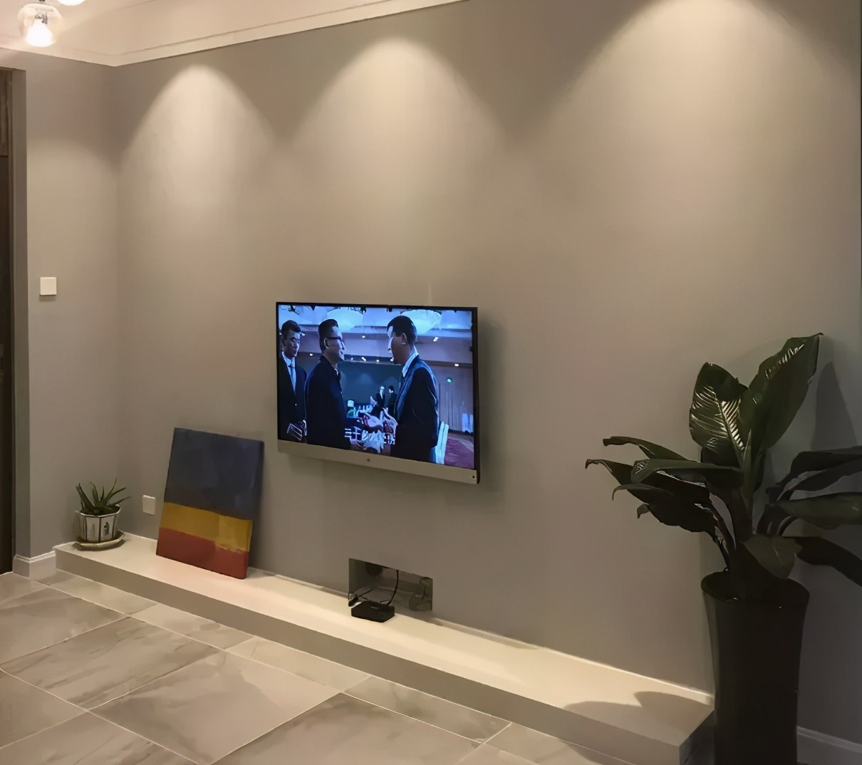 客厅电视柜装还是不装,客厅用什么电视柜好看实用