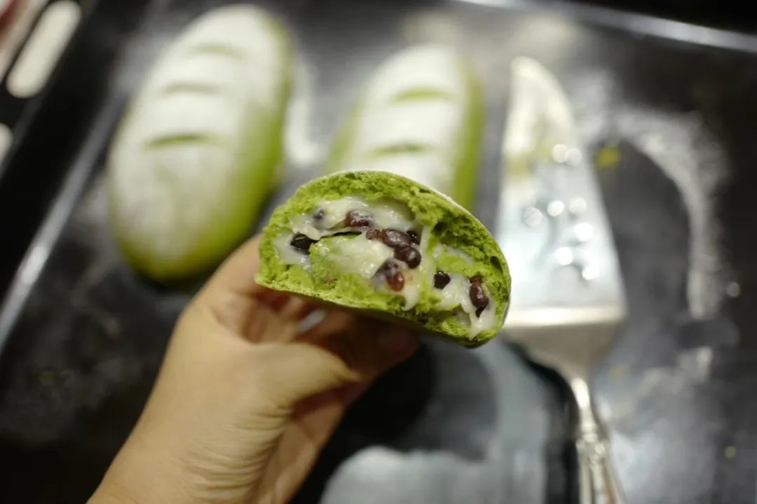 万人定闹钟早起云约早饭，为了去世界各地摆摊卖小吃做准备