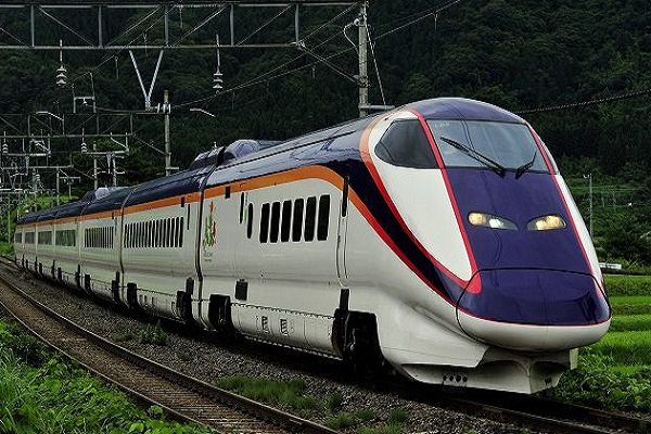 日本新干线用的是什么轨道,日本新干线是什么样子