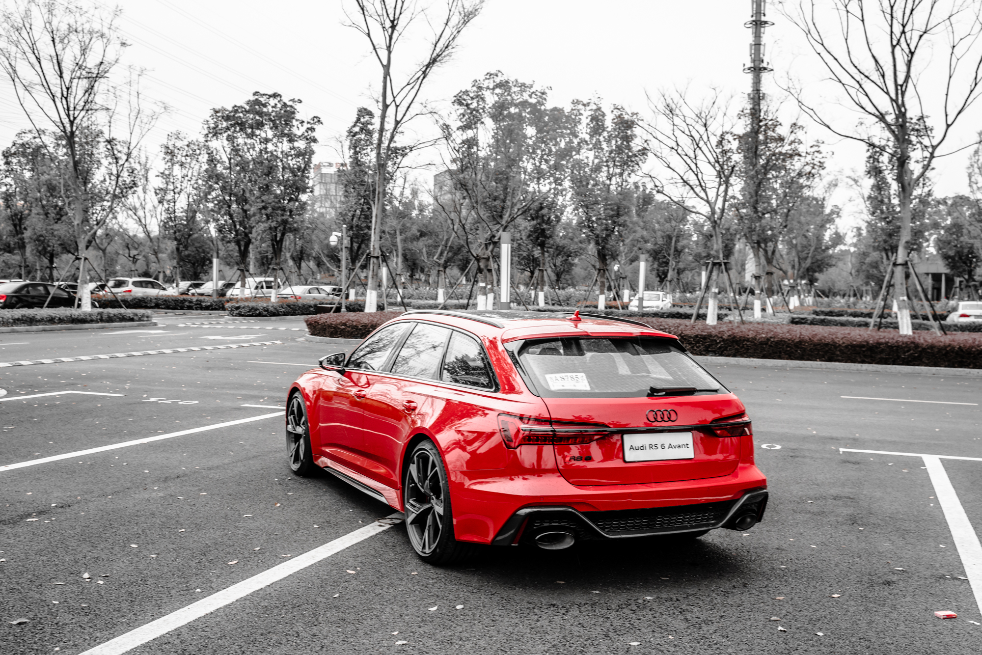 试驾奥迪rs6performance,弹弹车测评