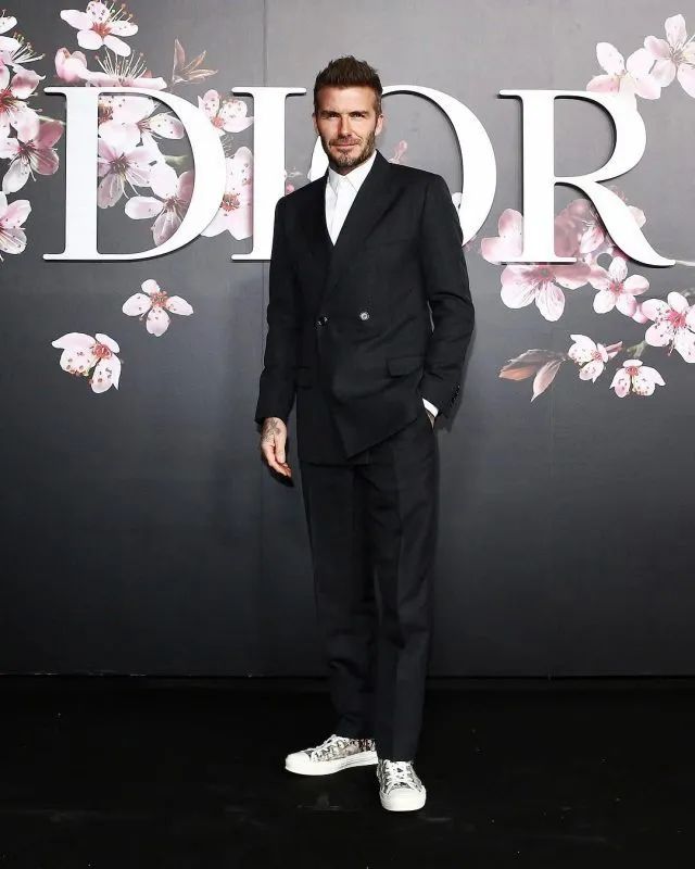 贝克汉姆的西装设计,贝克汉姆西装大全