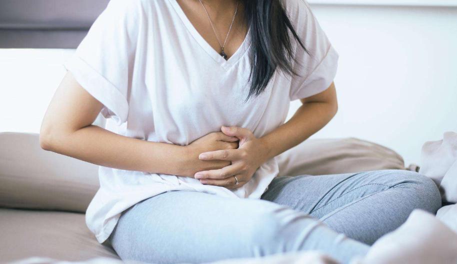 大吃大喝容易引发急性胰腺炎,月子期间胰腺炎是怎么引起的