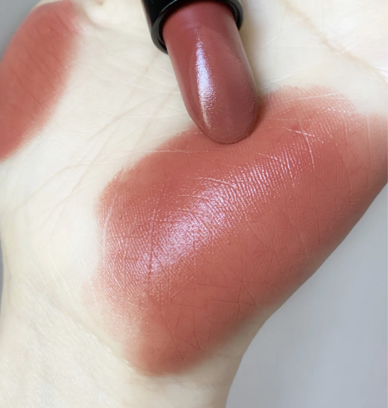 显白的口红哪款好用又持久,哪款口红显白又好用又持久