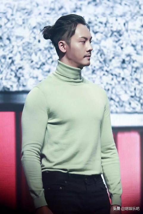 蔡徐坤王一博谁的脏辫好看,王一博蔡徐坤帅气图片