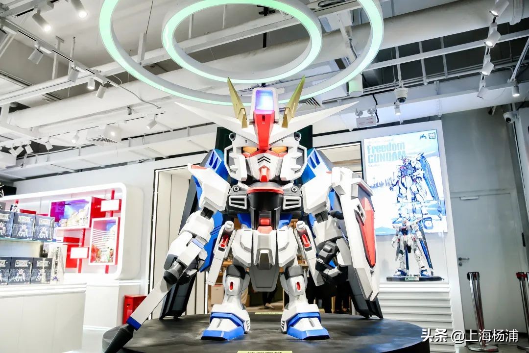 这家书店正式“回归”！既能阅读书刊，还能玩转潮流！