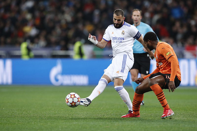 2018西班牙国家德比皇马3比1巴萨,2020至2021西班牙巴萨与皇马德比