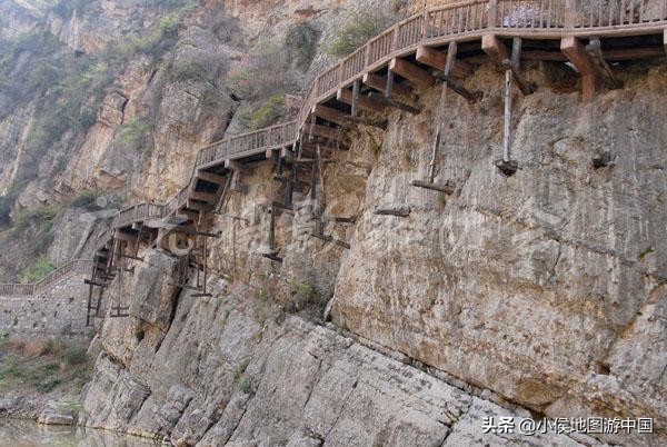 穿越秦岭最长公路隧道,穿越秦岭的四条绝美国道