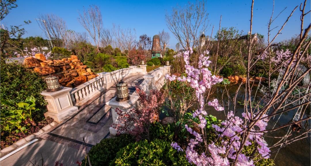 约10万方王府井奥莱火热招商中，小镇的繁华正式启幕