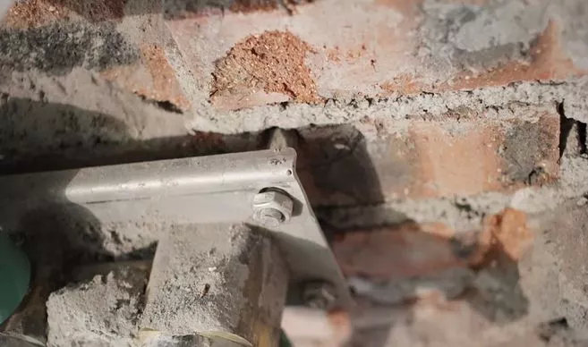 美观实用花洒,花洒入墙式暗装好还是明装好