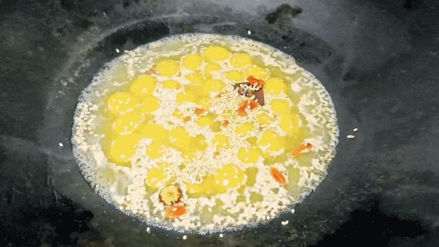 入秋后女人常喝这三红汤,入秋后女人一定要喝一杯红糖