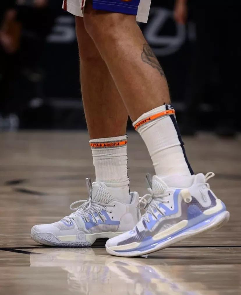 NBA球员上脚：卡鲁索穿安踏球鞋，巴特勒的驭帅14很骚气