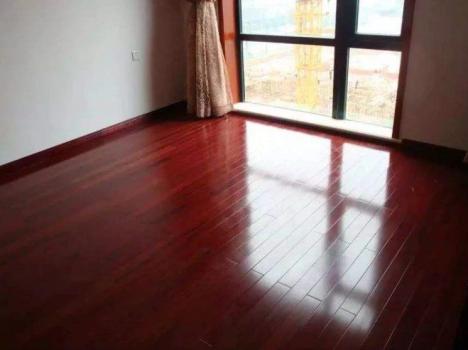 家里地板颜色太难看了？30老师傅教你4种方法，省钱还变好看