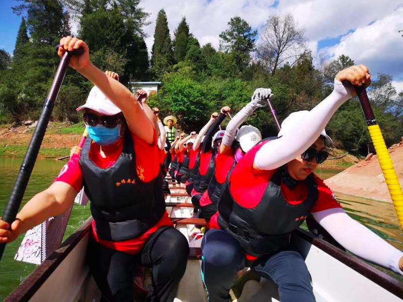 乘风破浪的奶奶们火了,乘风破浪之萌宝奶奶被气晕了