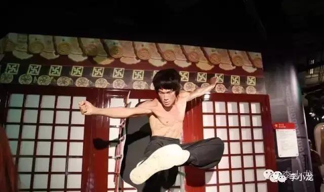 李小龙短暂的一生，万人收藏！发到朋友圈吧