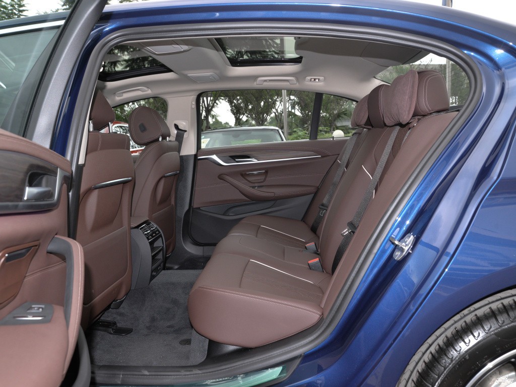 新款宝马5系530领先和尊享的区别,宝马新5系530领先按键功能图解