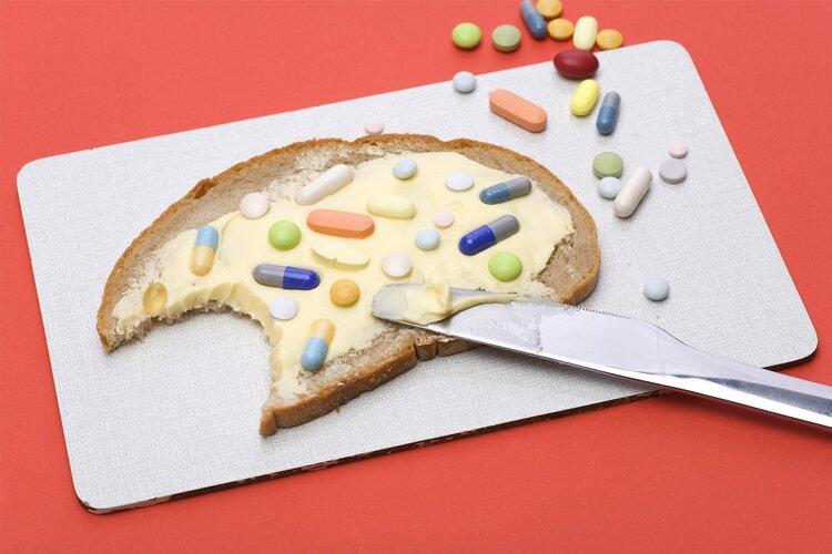 抗生素头孢好还是阿莫西林好,头孢阿莫西林是抗生素还是消炎药