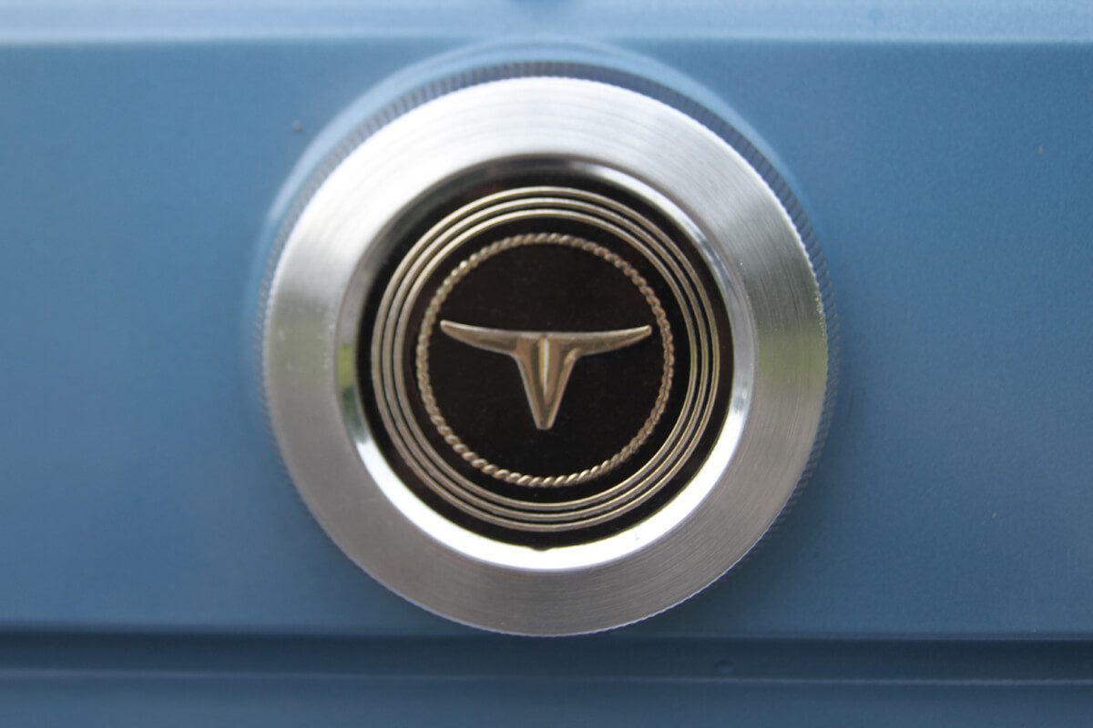 福特车标进化史图片,十大名车标志福特