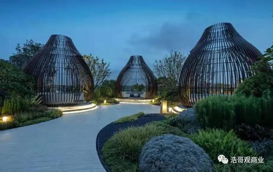 武汉屋顶足球,武汉天然草皮足球场