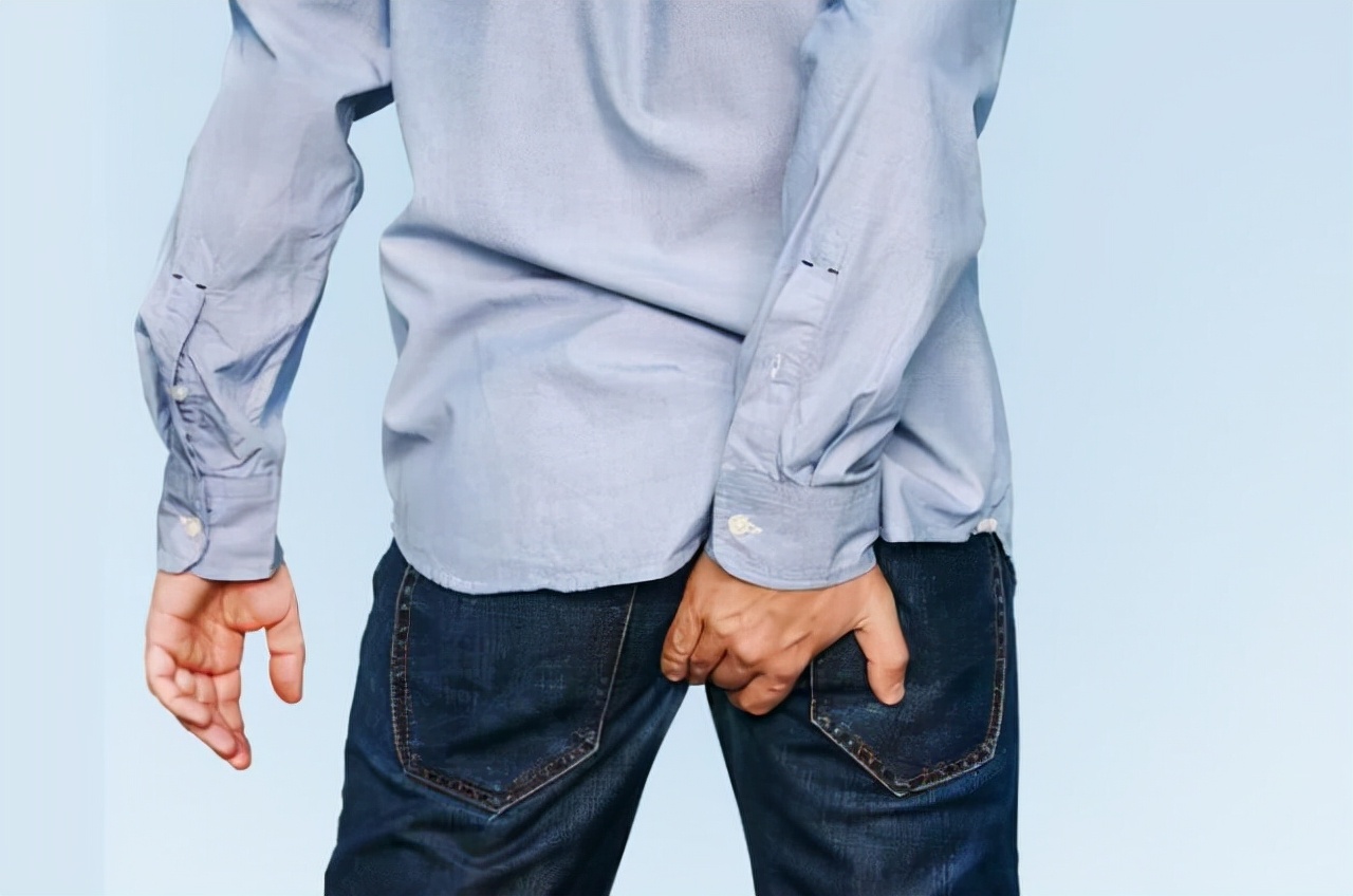 为什么很多人都会长“肛毛”？可以直接刮掉吗？医生为你解释清楚