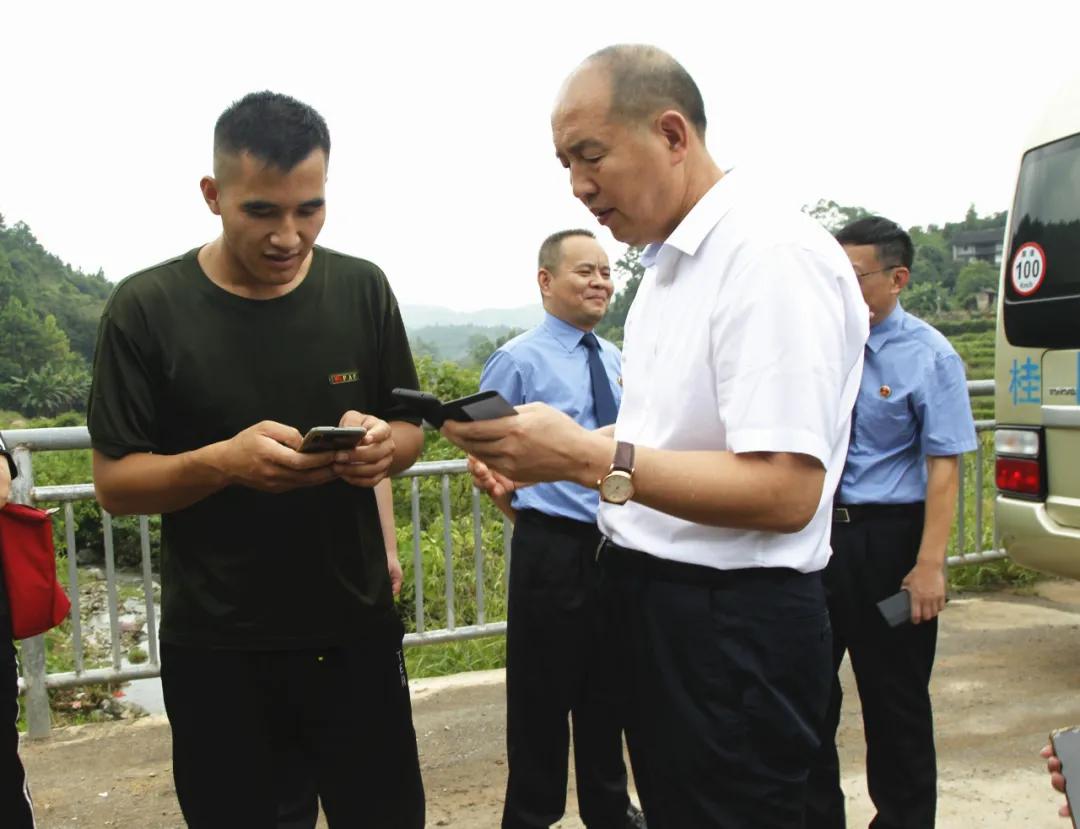 扶真贫与真扶贫,真扶贫扶真贫不搞层层加码