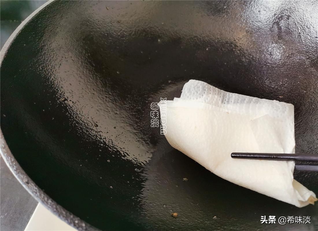 新买的铁锅怎样开锅养护,买回的铁锅要记得这样开锅