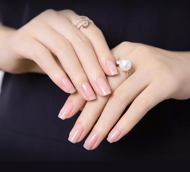 圣诞节能用指甲油吗,圣诞节指甲油5瓶