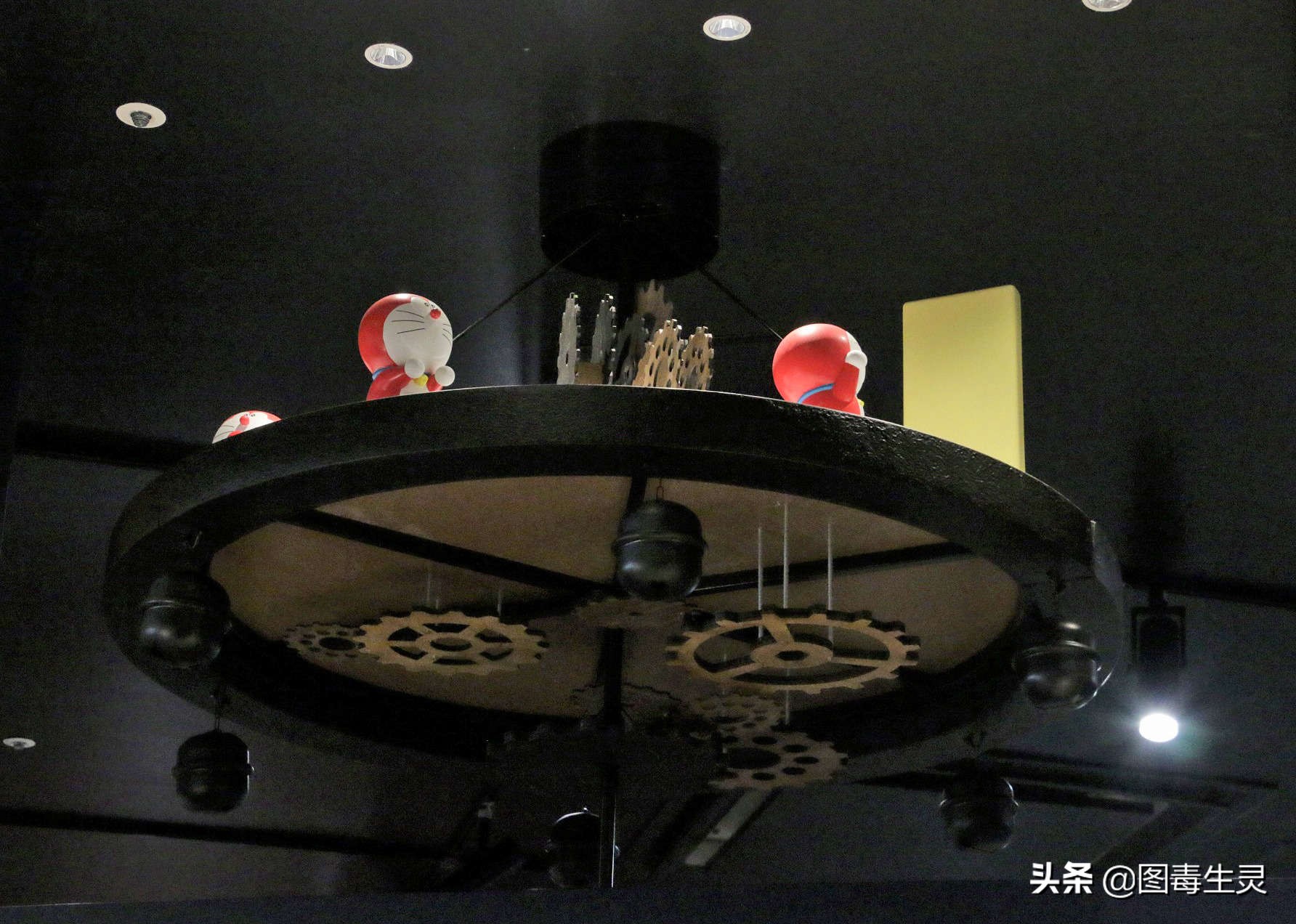 世界首家哆啦A梦未来百货店开业购物娱乐一把抓