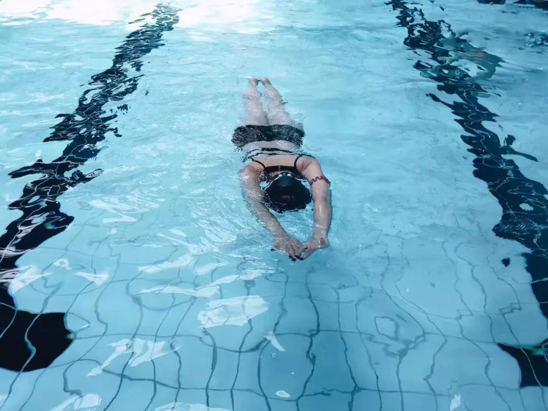 南京自由潜水泳池,南京好玩的游泳池