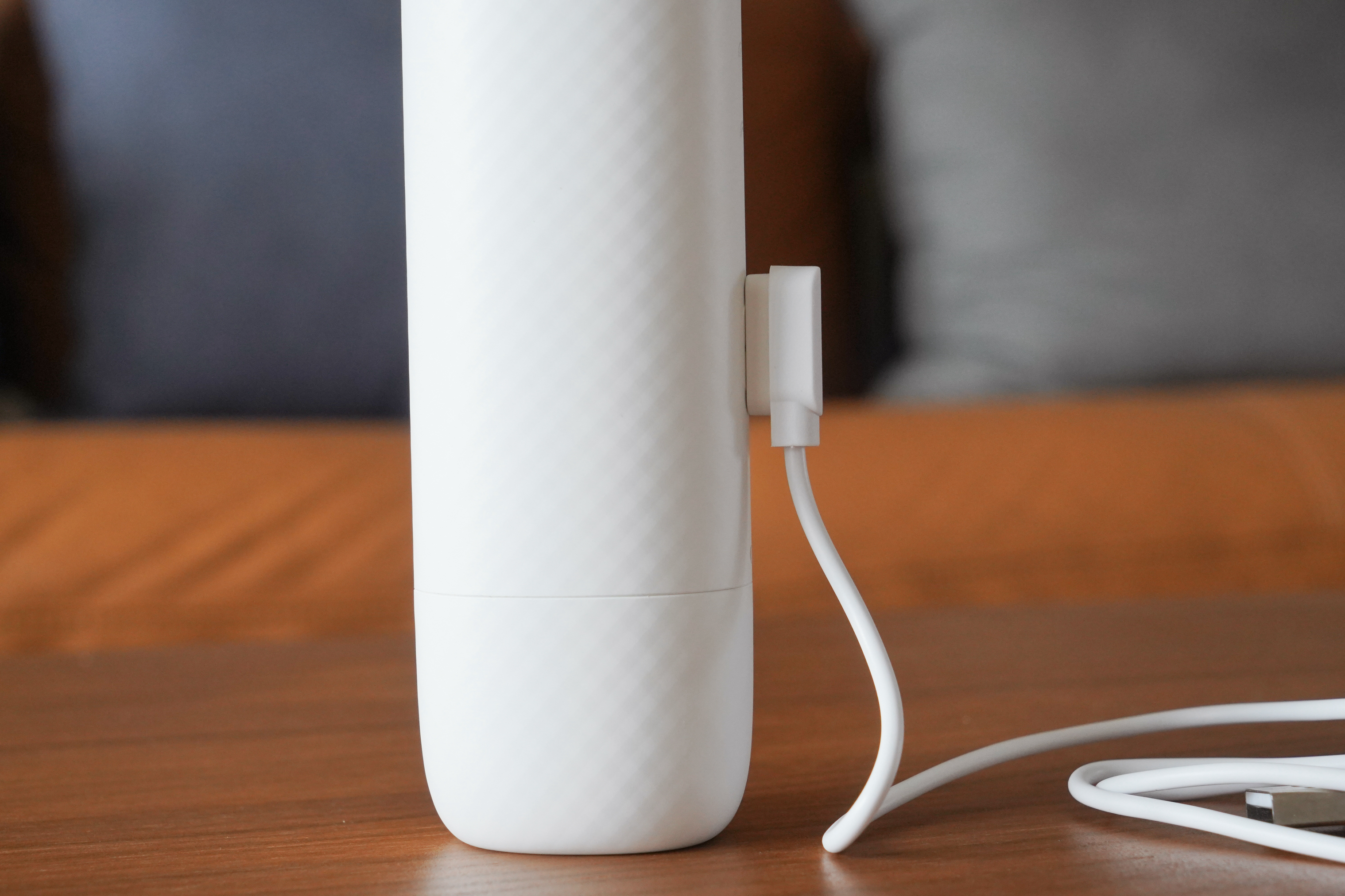 有了电动牙刷还要买便携冲牙器？洁碧、飞利浦，Oclean对比