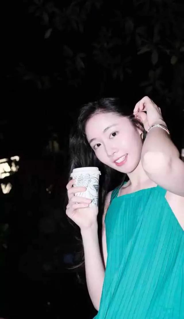 霍尊发文道歉宣布退圈，否认出轨恐吓信息量大，遭陈露发文再打脸