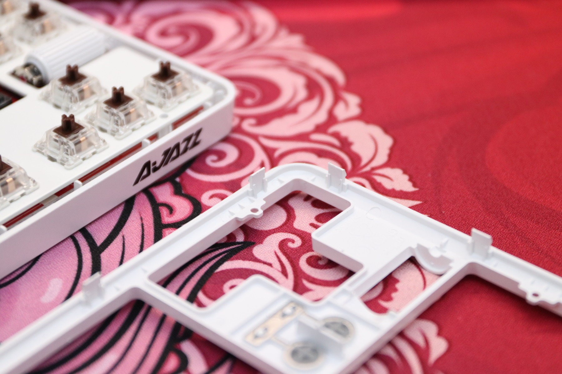 k870t键盘,黑爵k870t键盘怎么拆