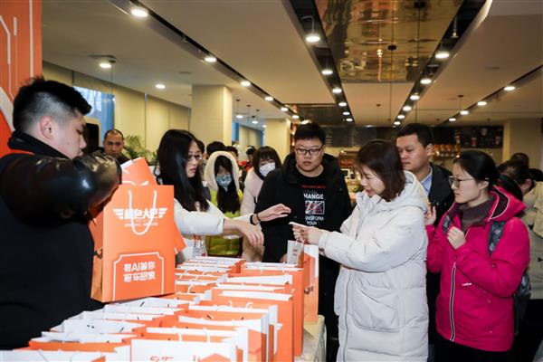 鐚庤惫姗欒壊澶у反鍥炲瑙嗛,鐚庤惫姗欒壊澶у反