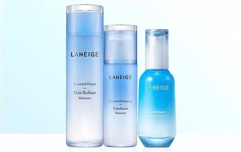 祛黄提亮水乳千元以内,水乳套装推荐30岁以上