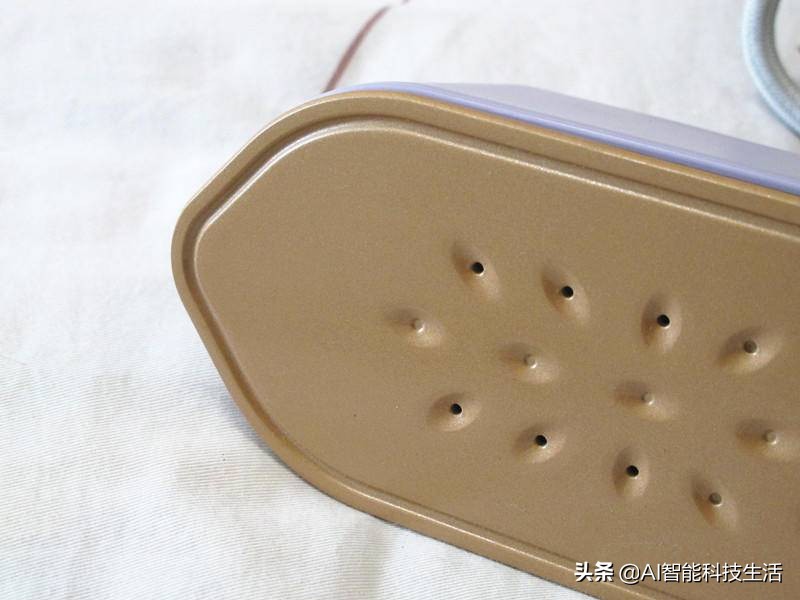 熨平衣物重现唯美李佳琦强烈推荐的韩国大宇手持挂烫机开箱