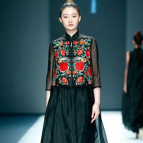 全球公认十大顶级服装品牌排名,2021年青年服装十大品牌