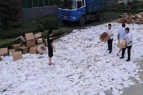 5年，50万铁杆用户，单月开店百家，她不仅脚踩风口，更引领风向