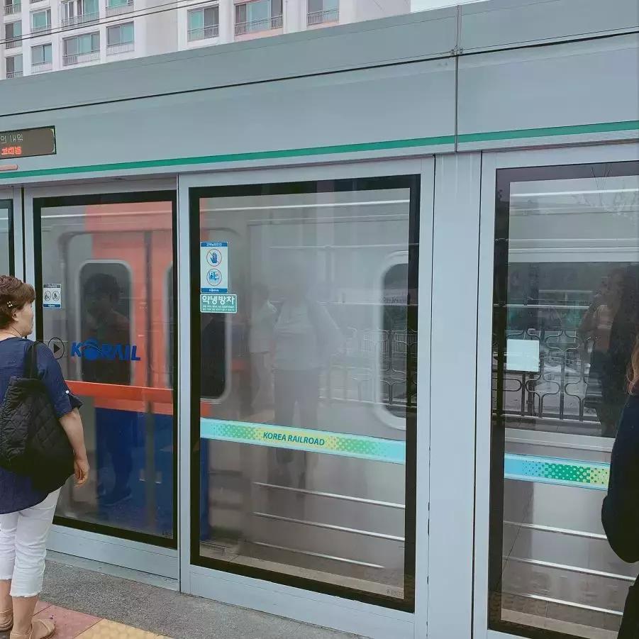 韩国首尔购物必去店,韩国探店必买清单