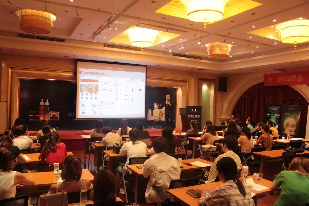 鑱氭ⅵ鍓嶈鑺傜洰,鑱氭ⅵ鍓嶈