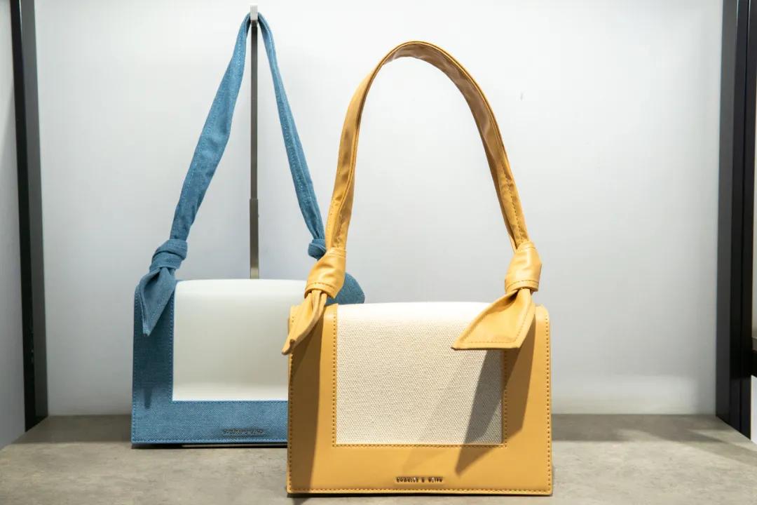 买护肤品送口红,买护肤品送化妆品