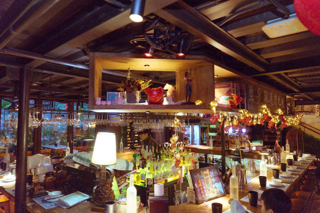 广州白云5号停机坪胡桃里,白云五号停机坪胡桃里音乐酒馆