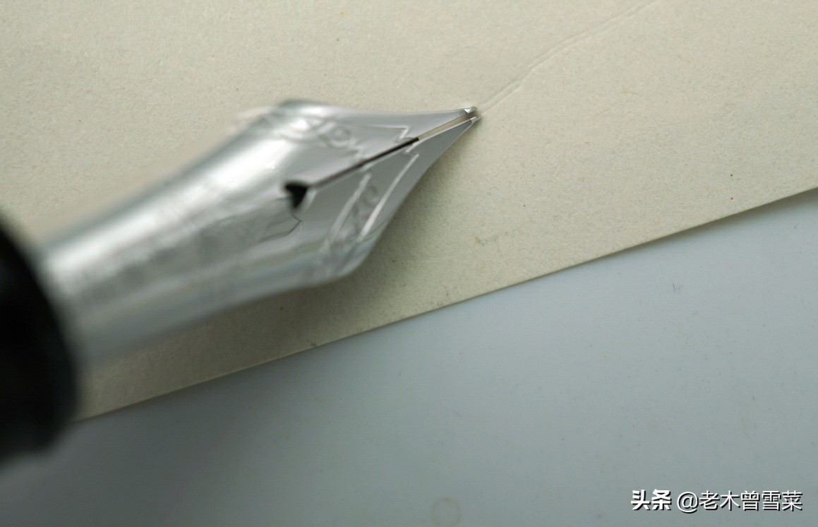 1910-1949年发行的钢笔,英雄钢笔90周年纪念款金色18k