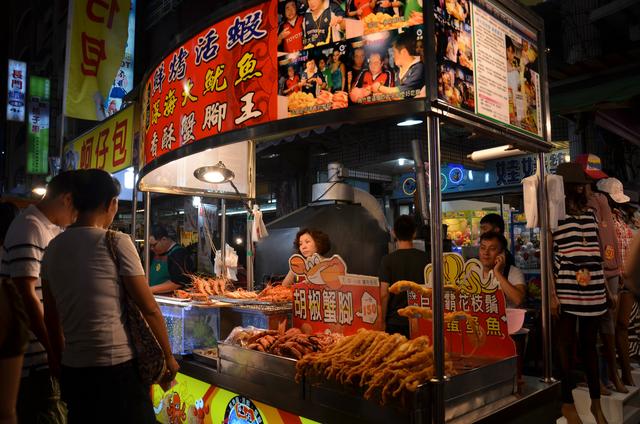 高雄夜晚很美,高雄市中心夜景